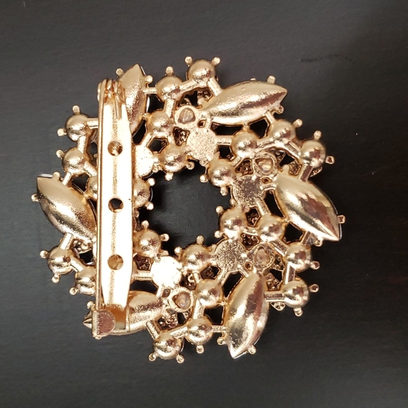 Rhinestone Multi Color Wreath Brooch Pin Gold Tone - Picture 3 of 5